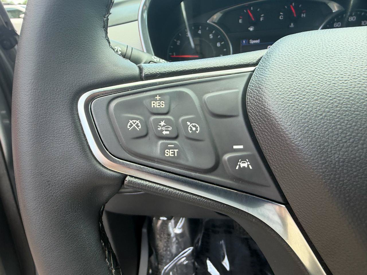 Used 2024 Chevrolet Equinox LT w/ LPO, Floor Liner Package FWD image 27