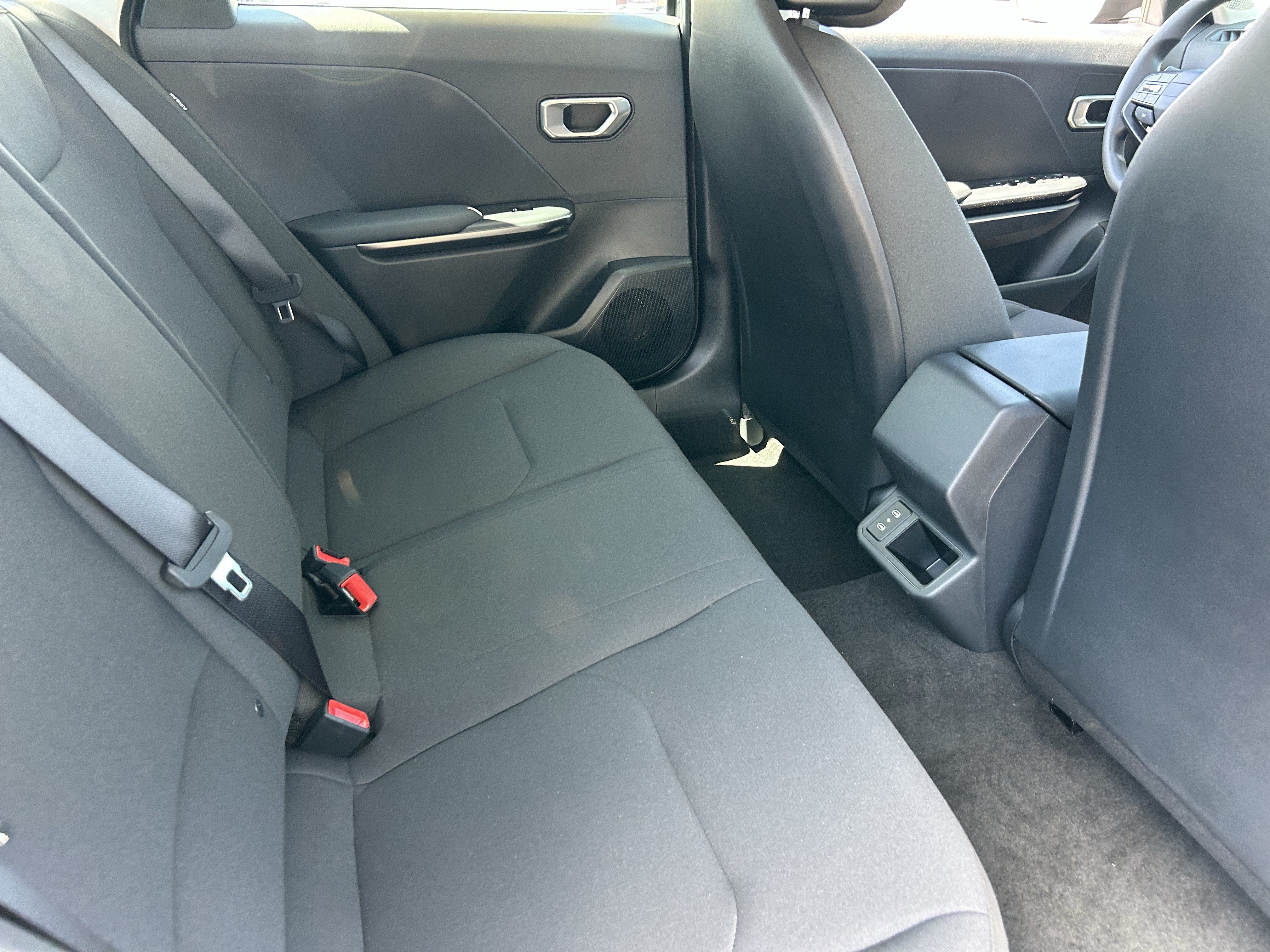 New 2026 Kia K4 FWD image 13