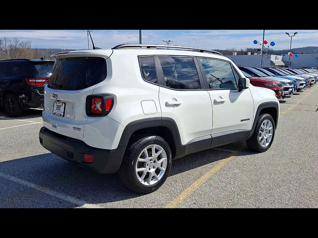 Certified 2021 Jeep Renegade Latitude image 8