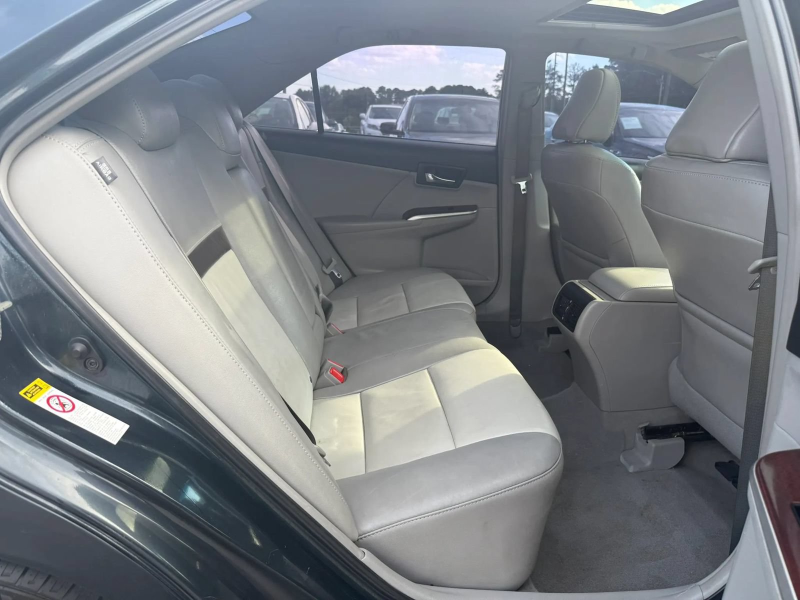 Used 2012 Toyota Camry XLE FWD image 14