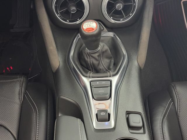 Used 2017 Chevrolet Camaro SS RWD image 22
