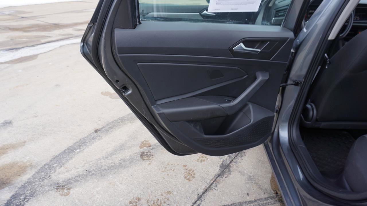 Used 2019 Volkswagen Jetta R-Line image 25