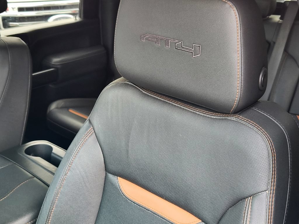 Used 2023 GMC Sierra 3500 AT4 w/ AT4 Premium Plus Package AWD/4WD image 15