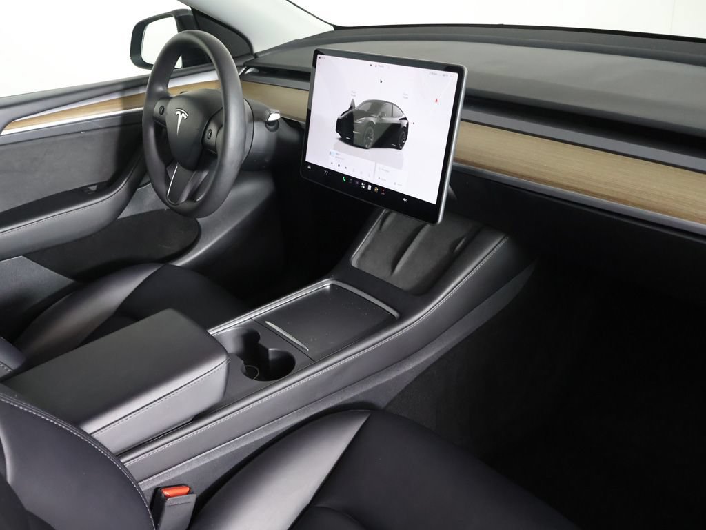 Used 2023 Tesla Model Y Long Range AWD/4WD image 29