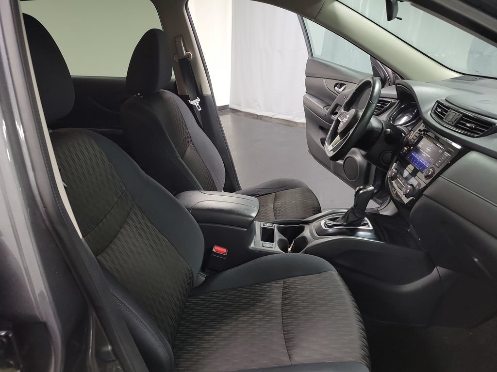 Used 2018 Nissan Rogue SV w/ Premium Package AWD/4WD image 24