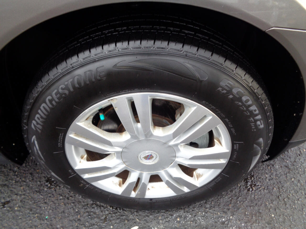 Used 2011 Cadillac SRX Luxury image 32