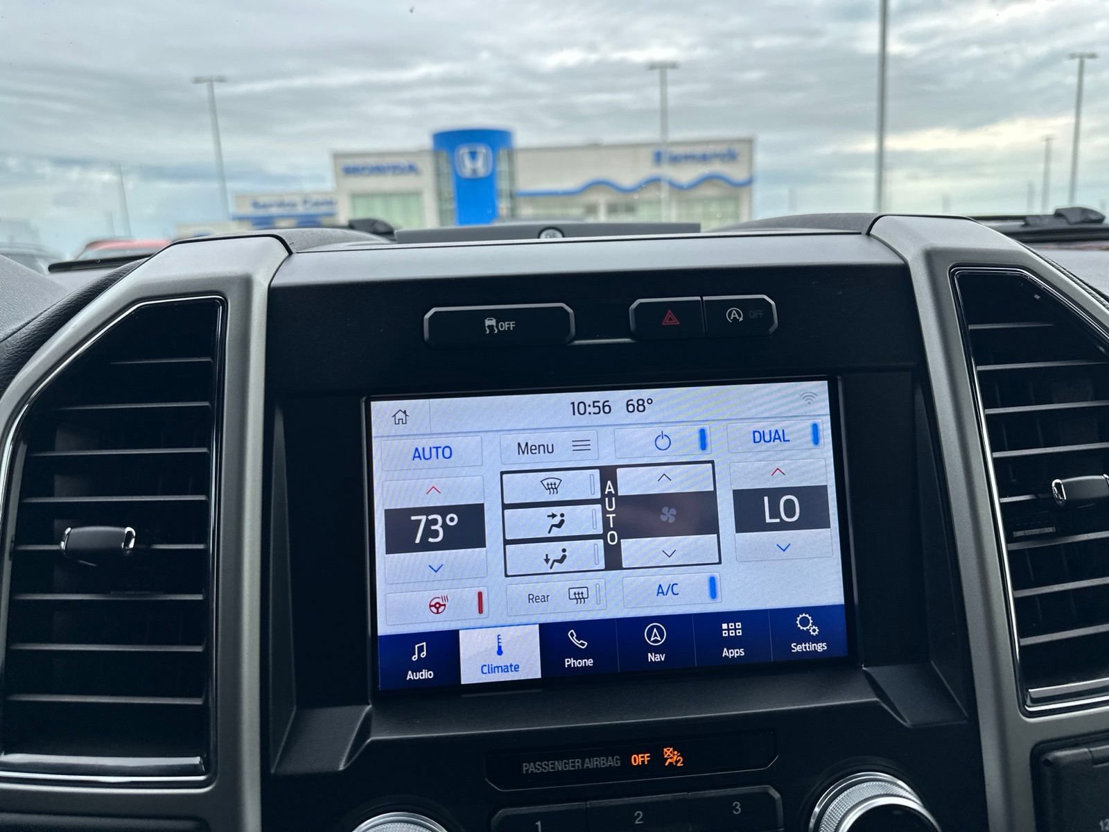 Used 2019 Ford F150 Lariat w/ Equipment Group 502A Luxury AWD/4WD image 60