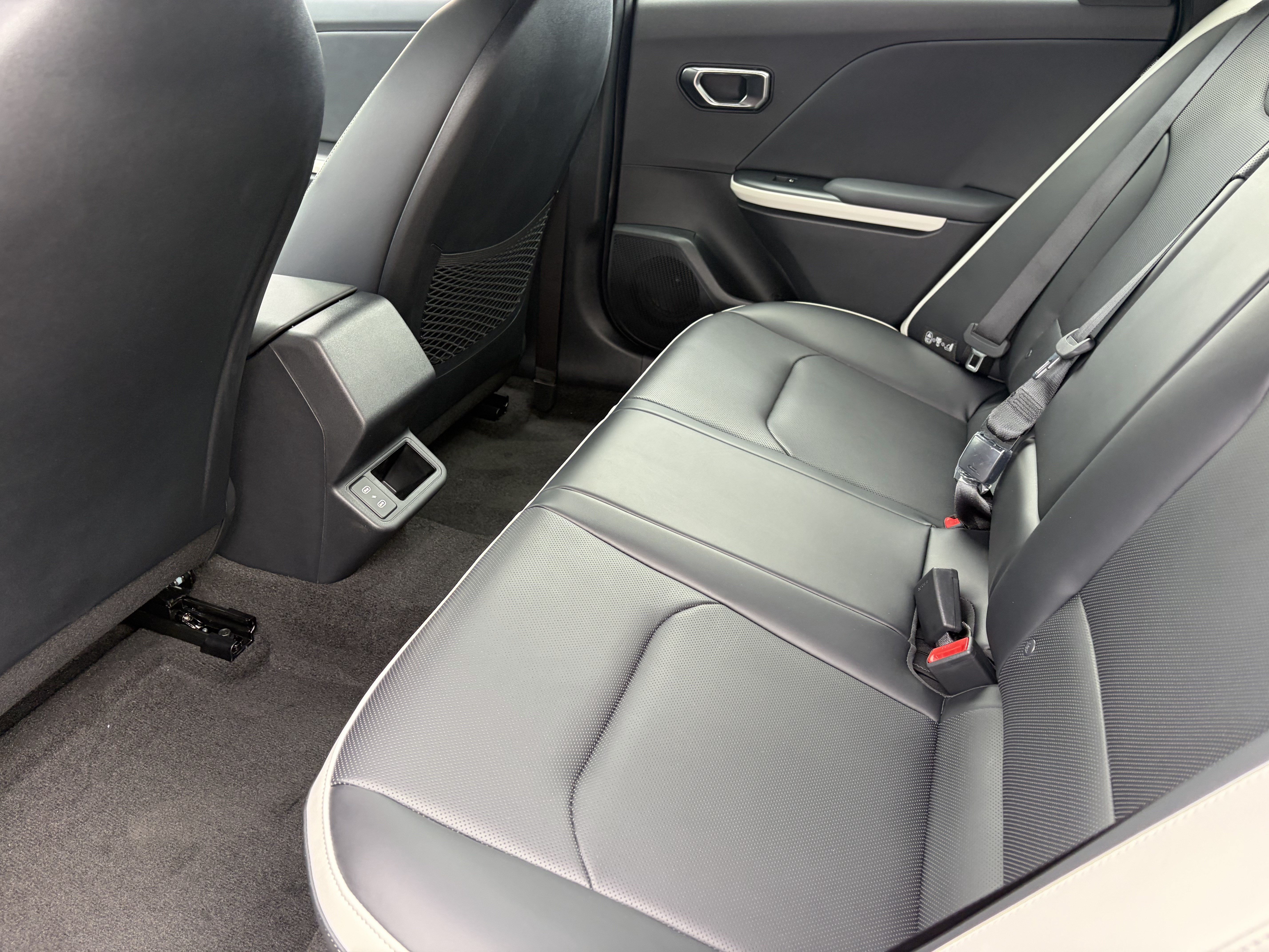 New 2026 Kia K4 GT-Line Turbo w/ GT-Line Premium Package FWD image 15