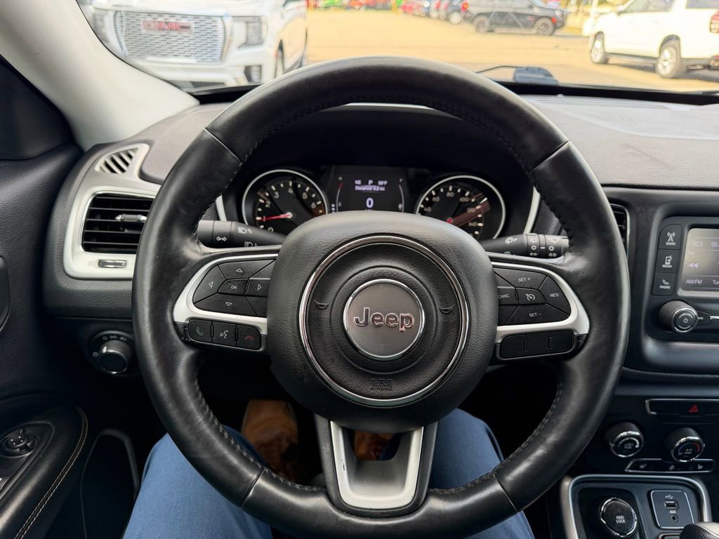 Used 2017 Jeep Compass Sport w/ Cold Weather Group image 16