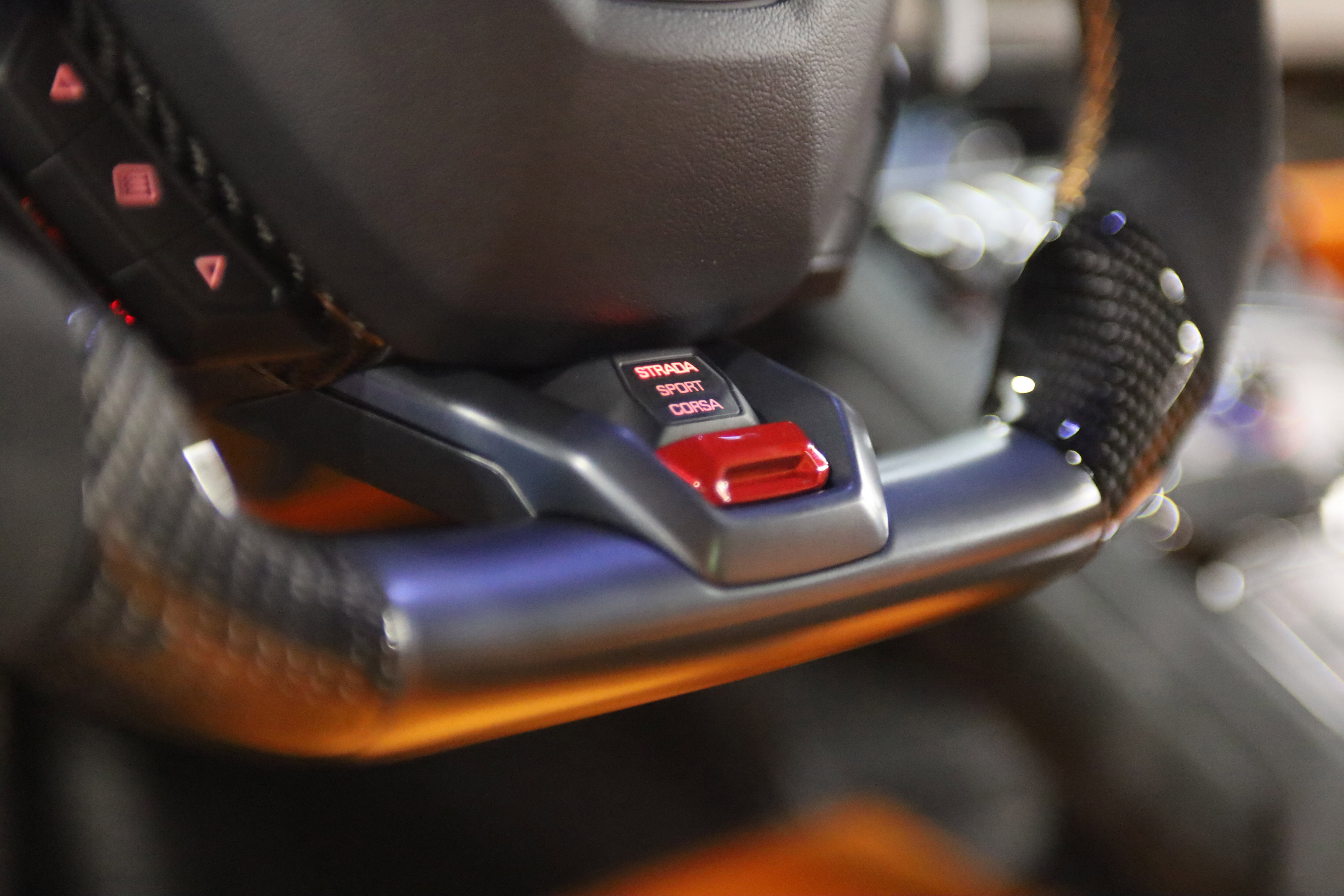 Used 2016 Lamborghini Huracan LP 610-4 image 19