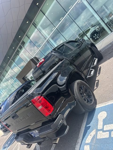 Used 2021 Chevrolet Colorado Z71 w/ Z71 Midnight Edition AWD/4WD image 6