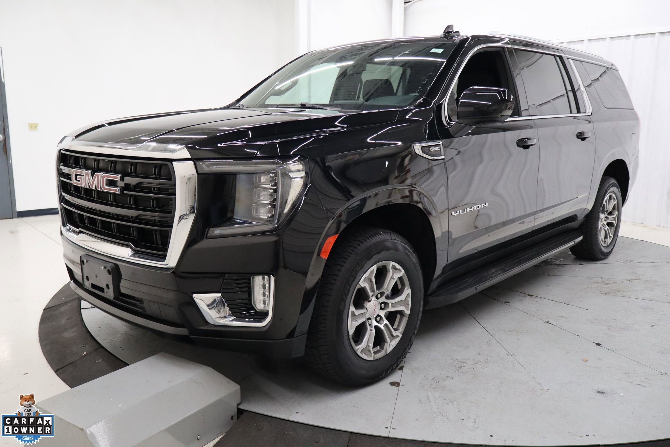 Used 2022 GMC Yukon XL SLE w/ Max Trailering Package image 8