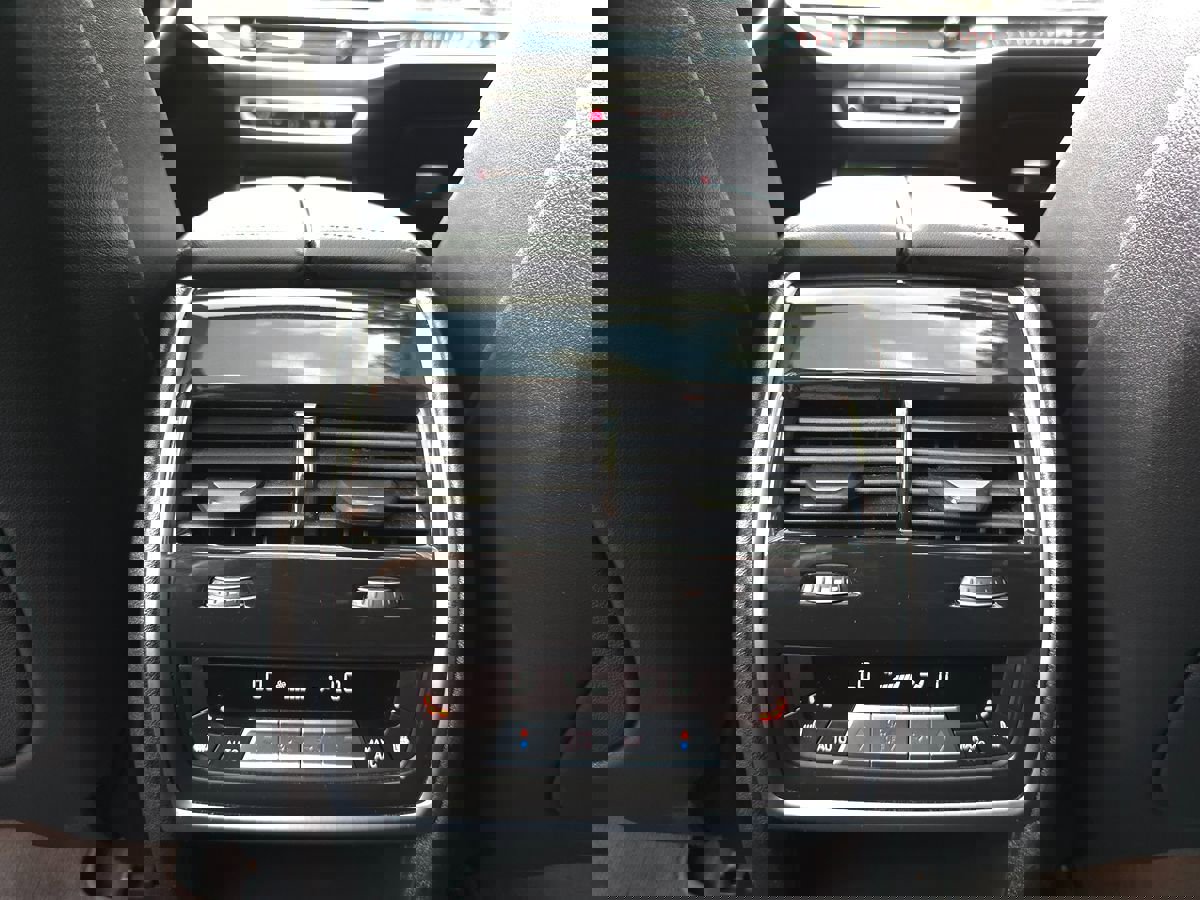 Used 2025 BMW X7 xDrive40i image 20