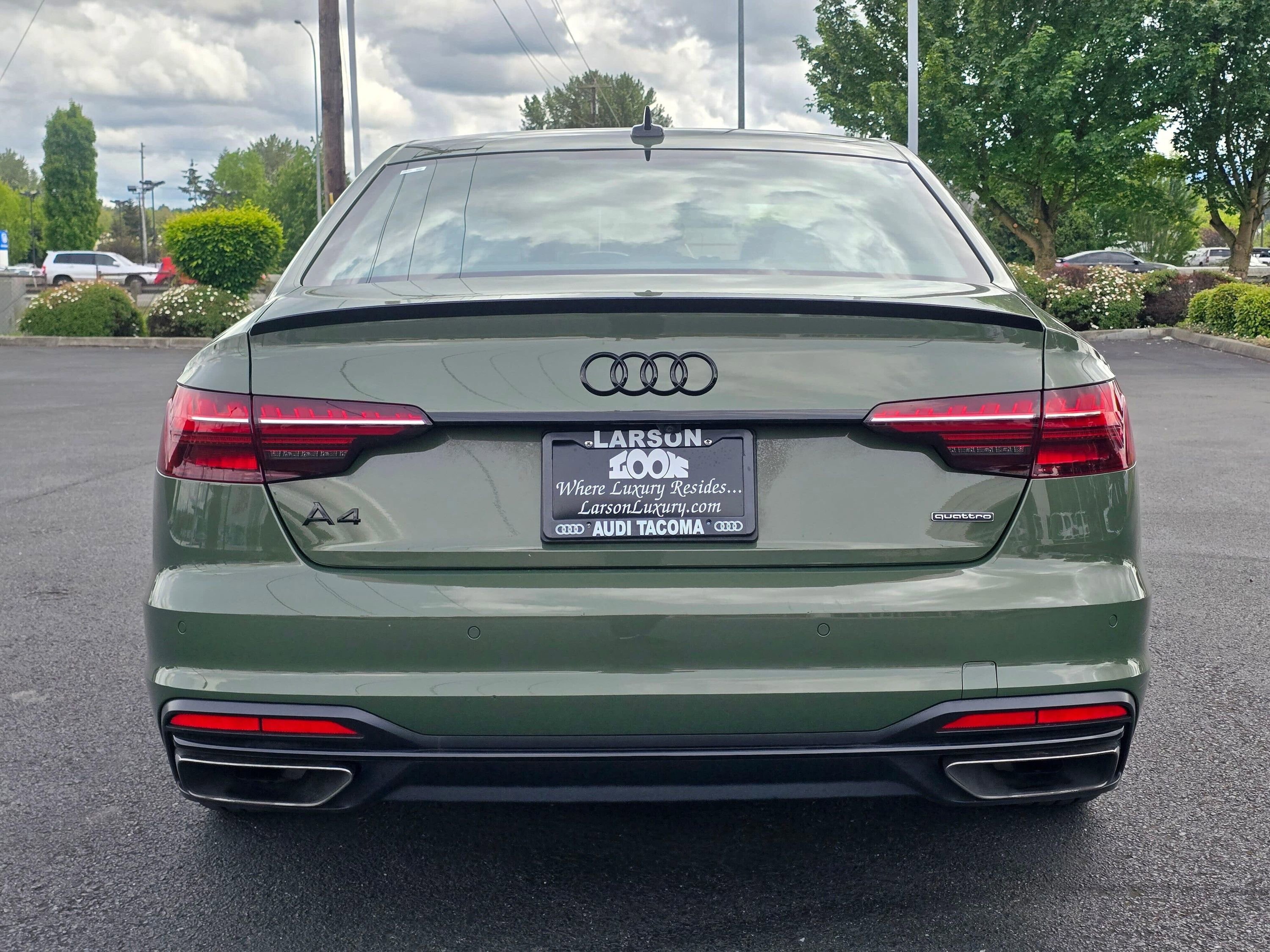 Used 2023 Audi A4 2.0T Premium Plus w/ Premium Plus Package AWD/4WD image 4