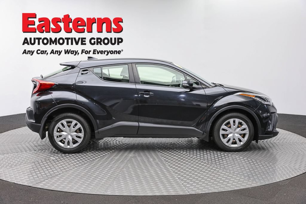 Used 2022 Toyota C-HR Limited FWD image 6