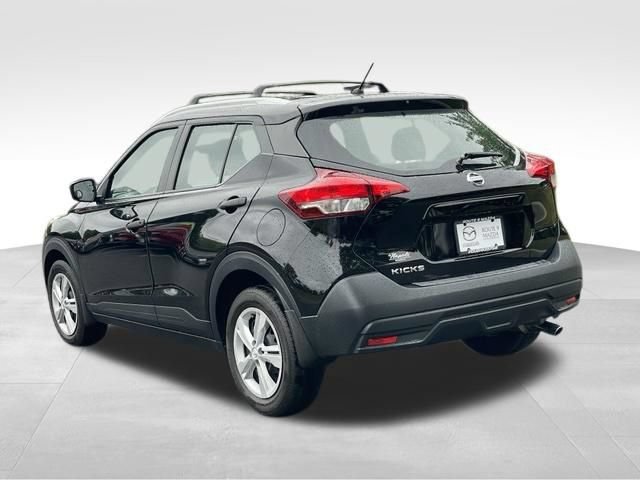 Used 2019 Nissan Kicks S w/ Exterior Package FWD image 5