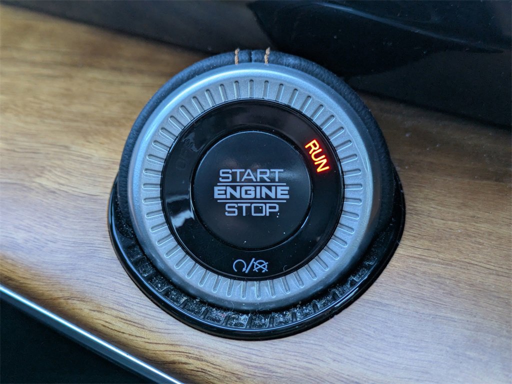 Used 2024 Jeep Grand Wagoneer L Series III image 50