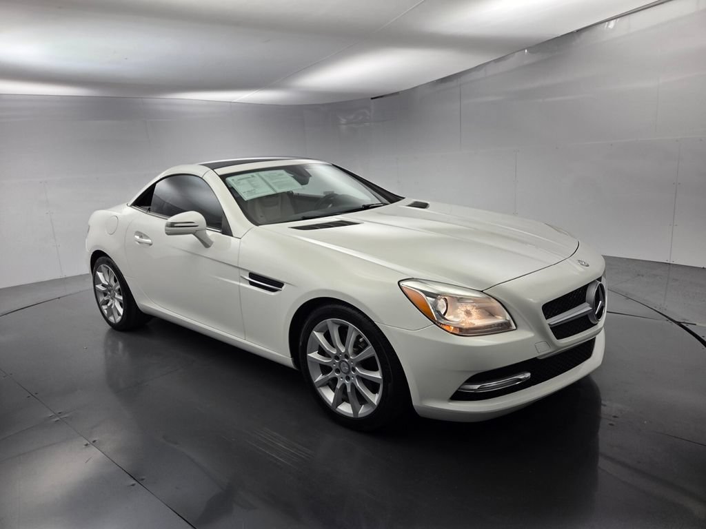 Used 2016 Mercedes-Benz SLK 300 image 37