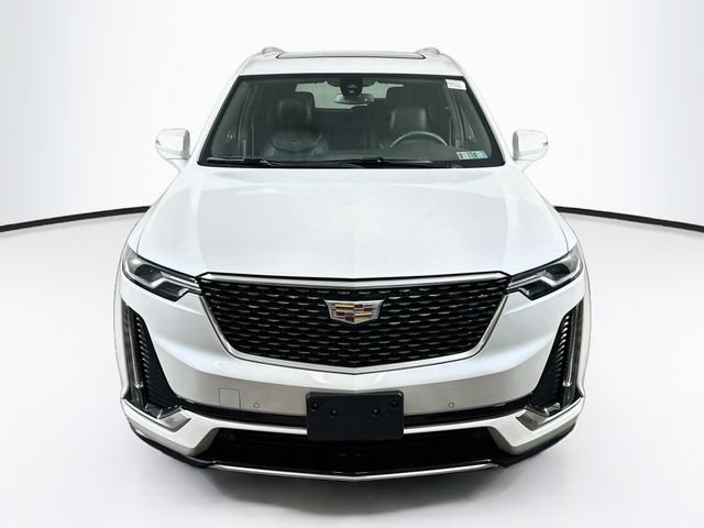 New 2025 Cadillac XT6 Luxury