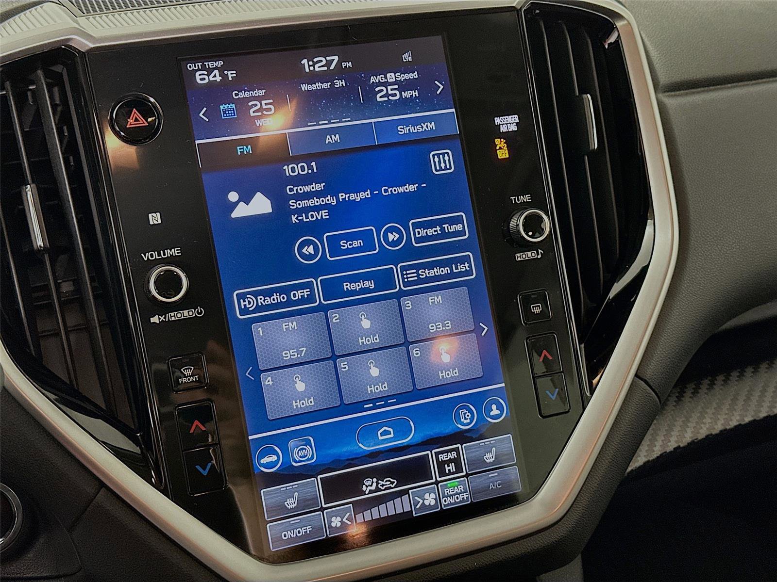 Used 2024 Subaru Ascent Premium w/ Convenience Package image 7