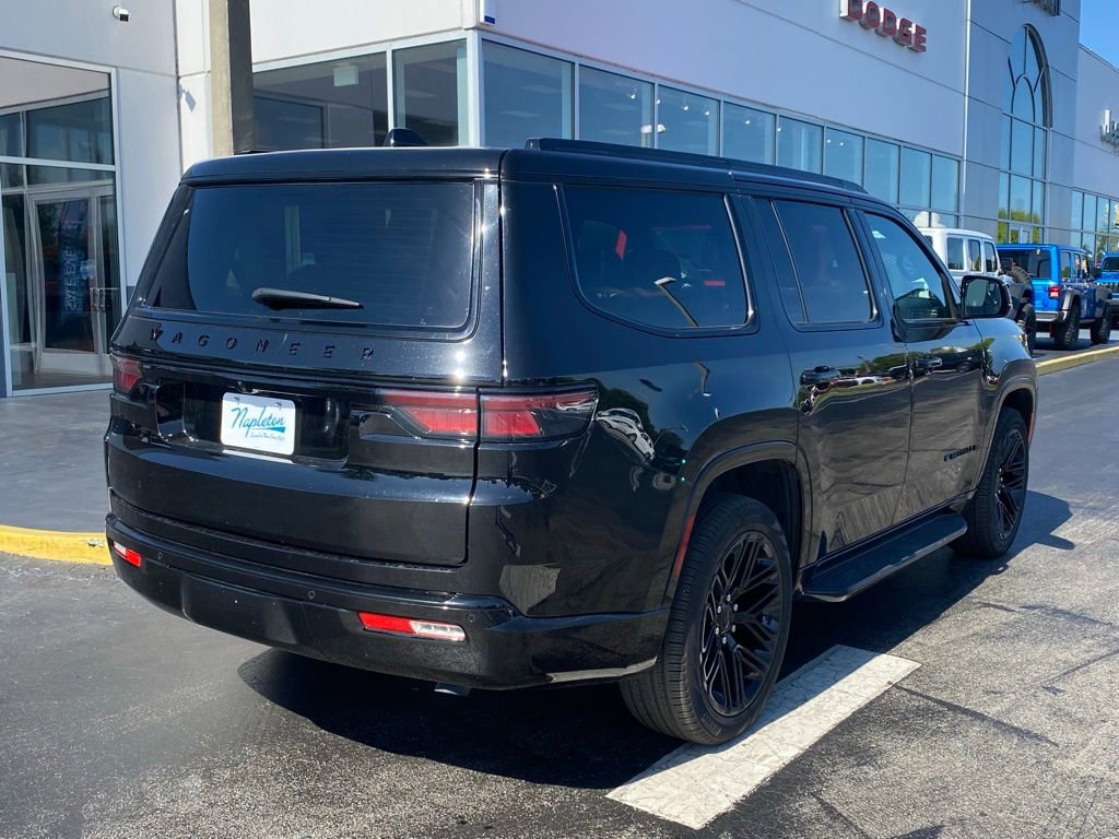 Used 2024 Jeep Wagoneer Series II AWD/4WD image 9