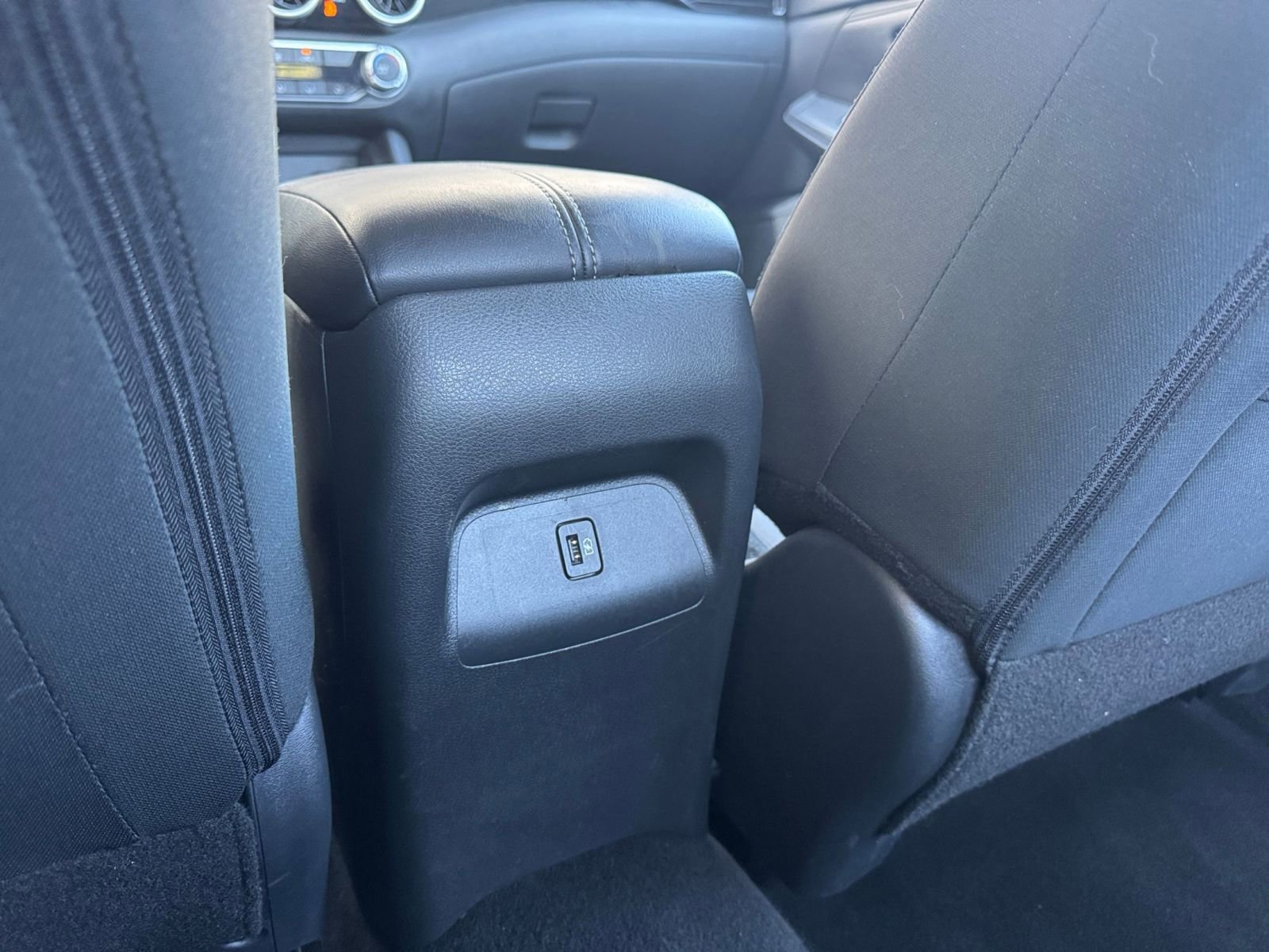 Used 2025 Nissan Sentra SV FWD image 22