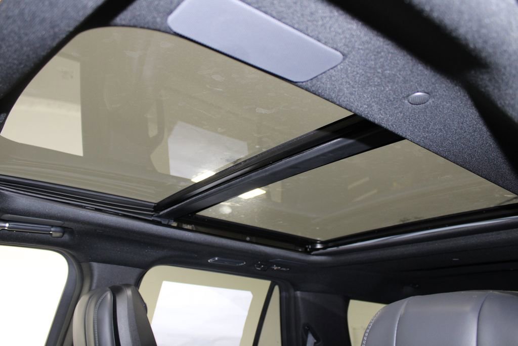 New 2025 Lincoln Navigator Reserve w/ Jet Appearance Package image 60