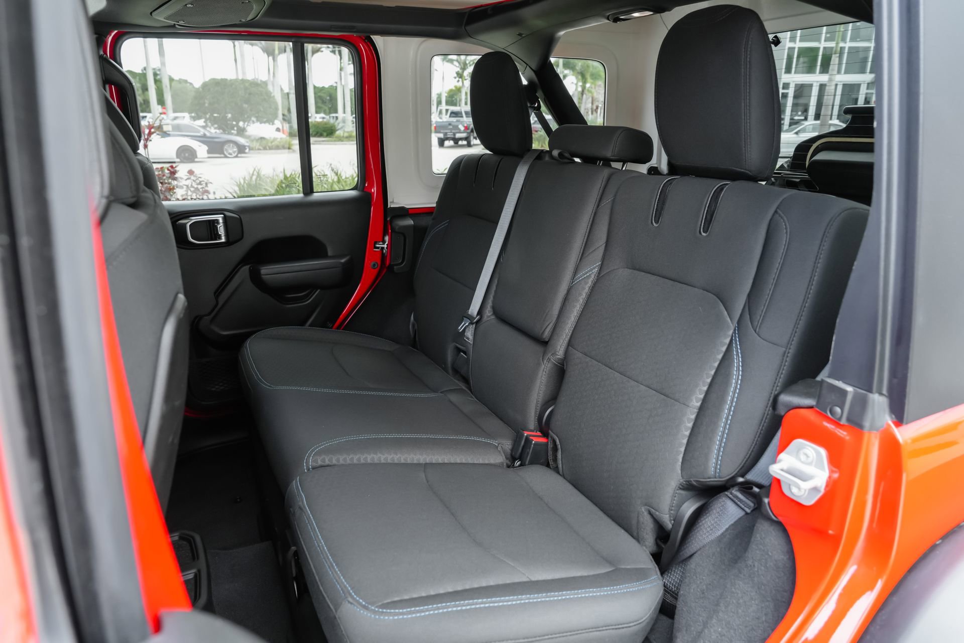 Used 2025 Jeep Wrangler Unlimited Rubicon 4xe w/ Safety Group image 18