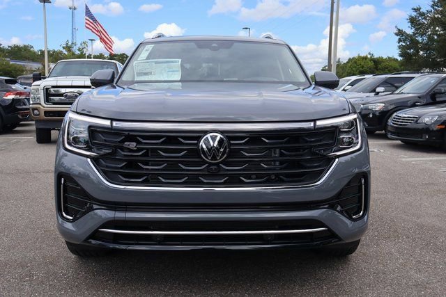 New 2026 Volkswagen Atlas SEL Premium R-Line image 2
