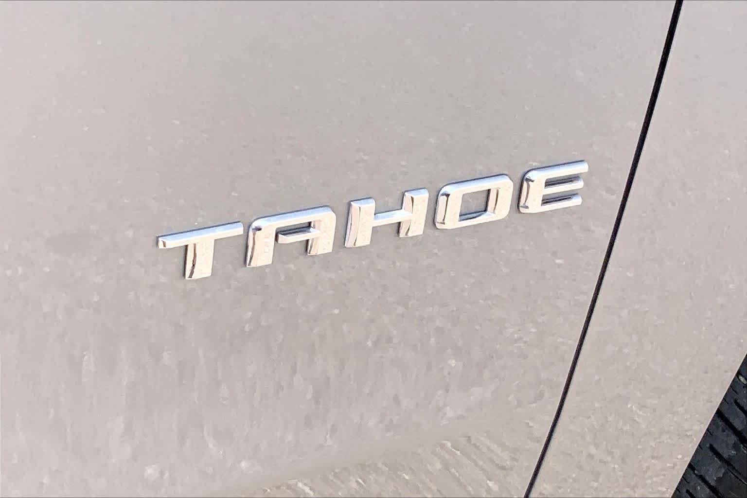 Used 2025 Chevrolet Tahoe High Country AWD/4WD image 18