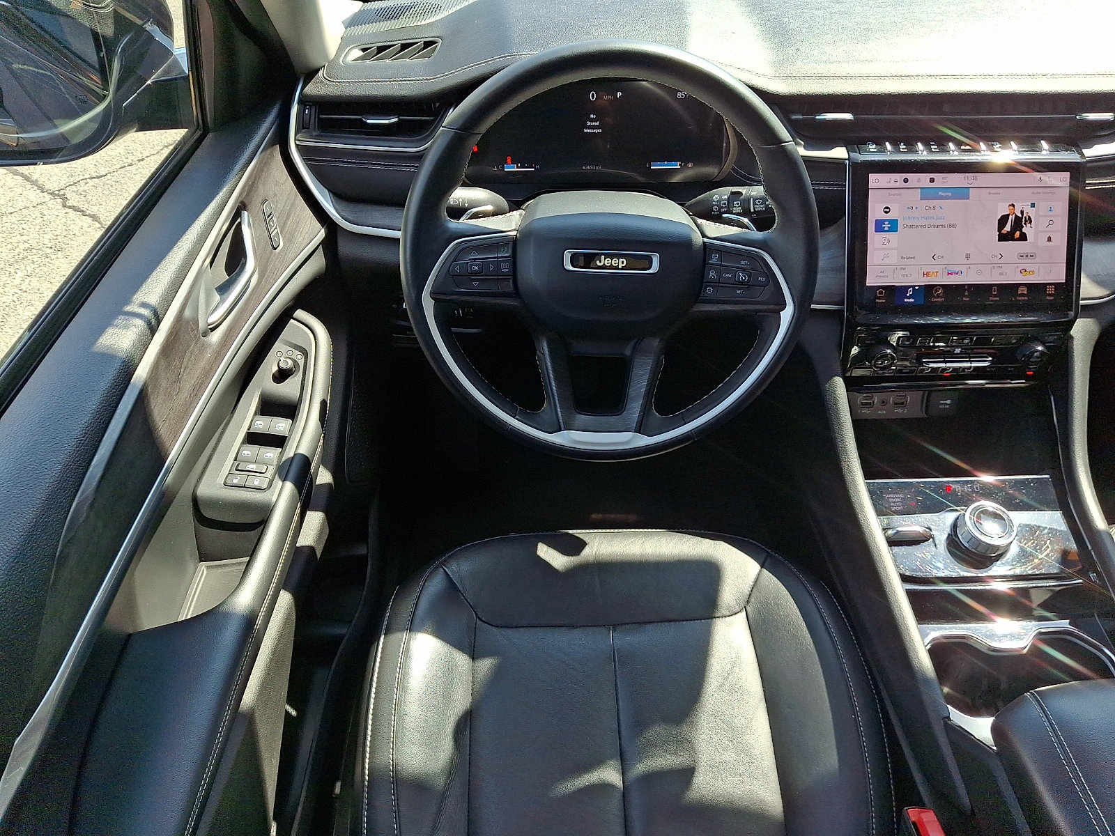 Used 2022 Jeep Grand Cherokee Limited AWD/4WD image 12