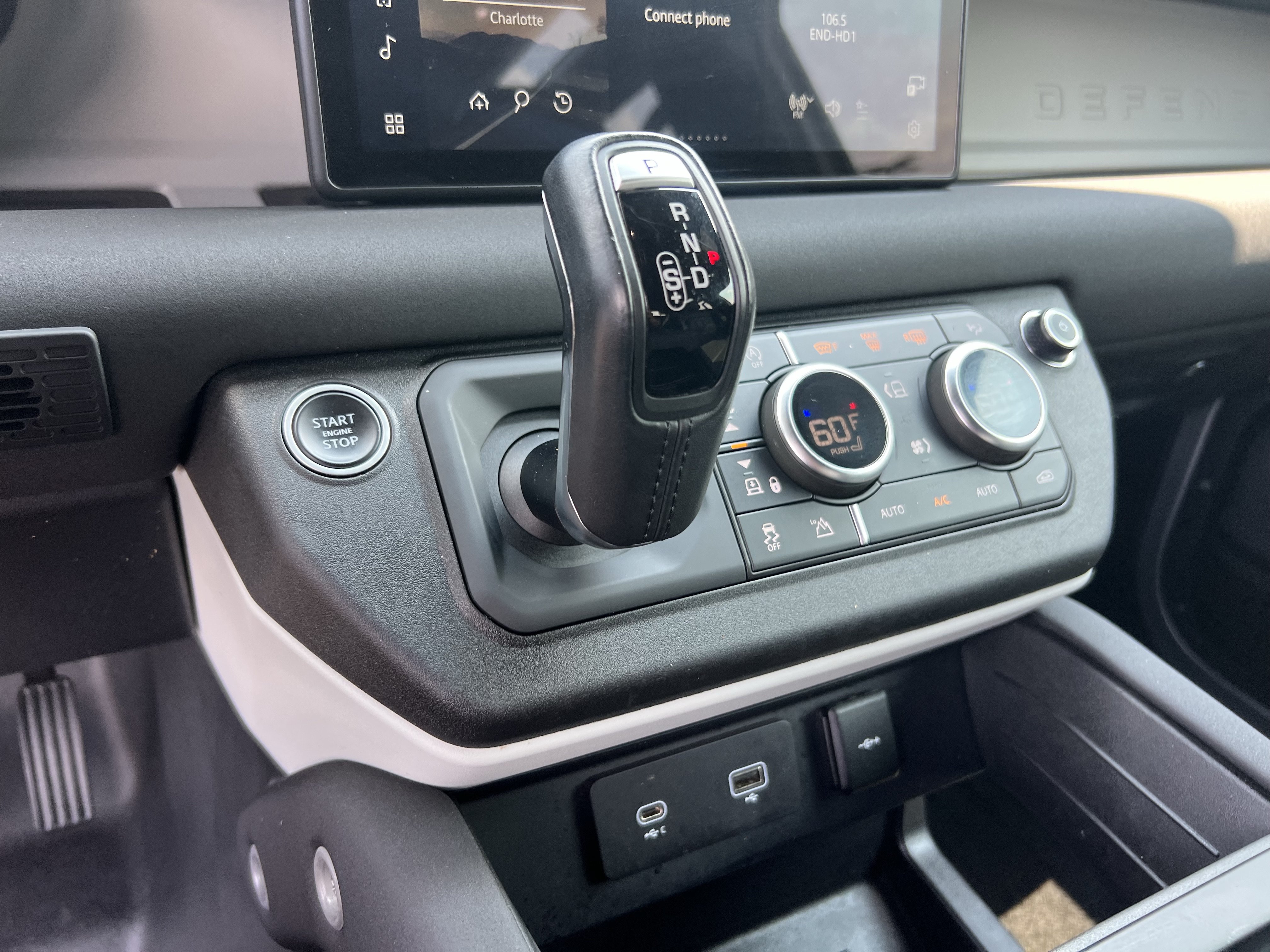 Used 2021 Land Rover Defender 90 S AWD/4WD image 25