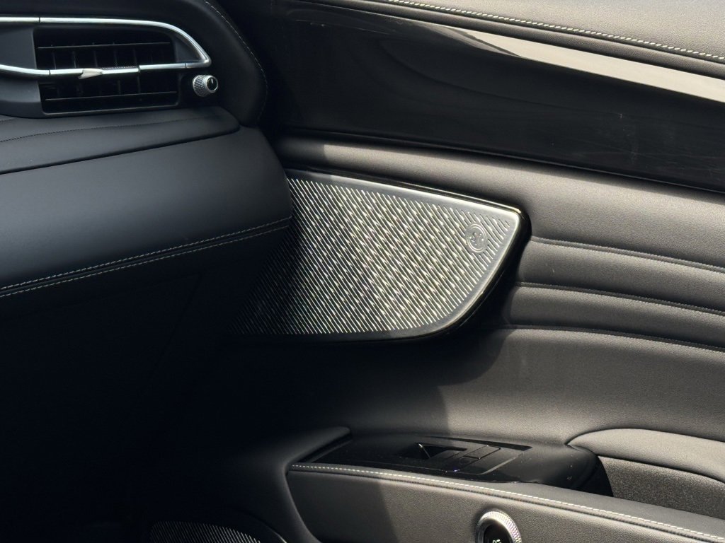 New 2024 Maserati Grecale GT image 22