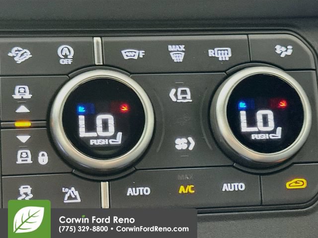 Used 2023 Land Rover Defender 110 X-Dynamic SE AWD/4WD image 23
