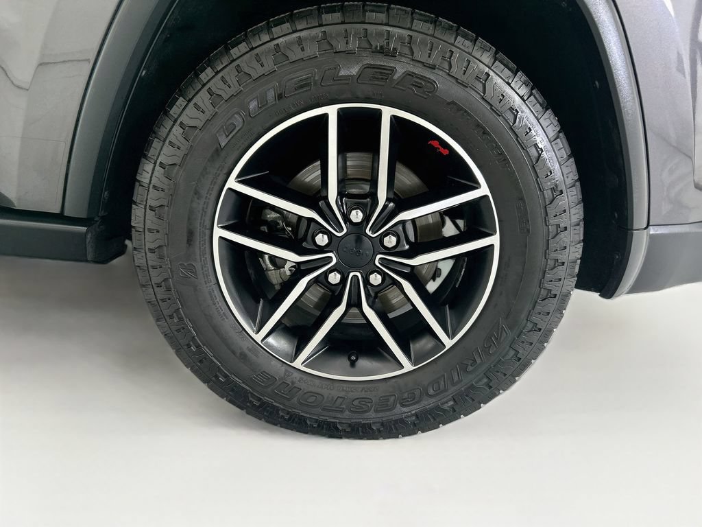 Used 2021 Jeep Grand Cherokee Trailhawk w/ Trailhawk Luxury Group AWD/4WD image 30