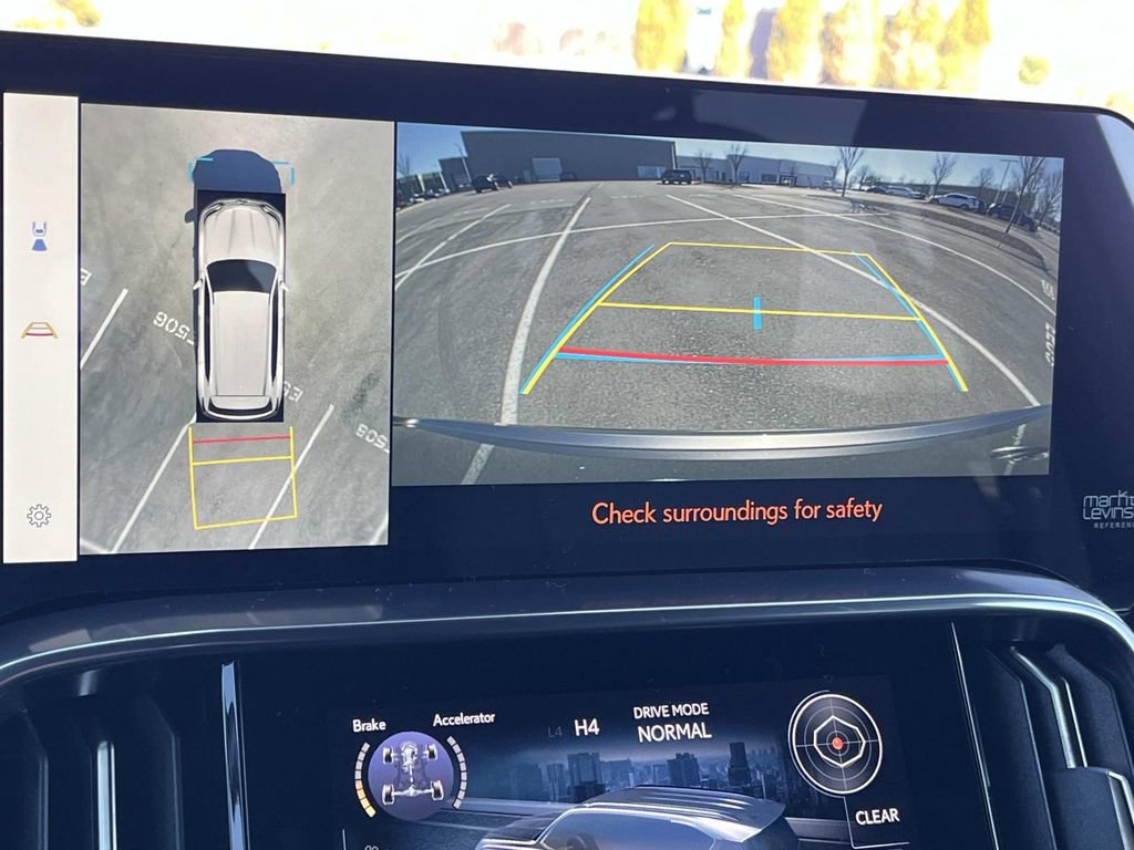 Used 2023 Lexus LX 600 4WD w/ Luxury Package image 41