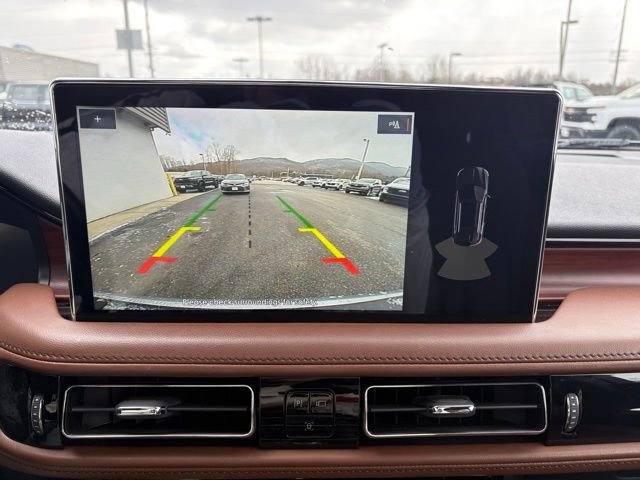 Used 2023 Lincoln Nautilus Reserve image 5