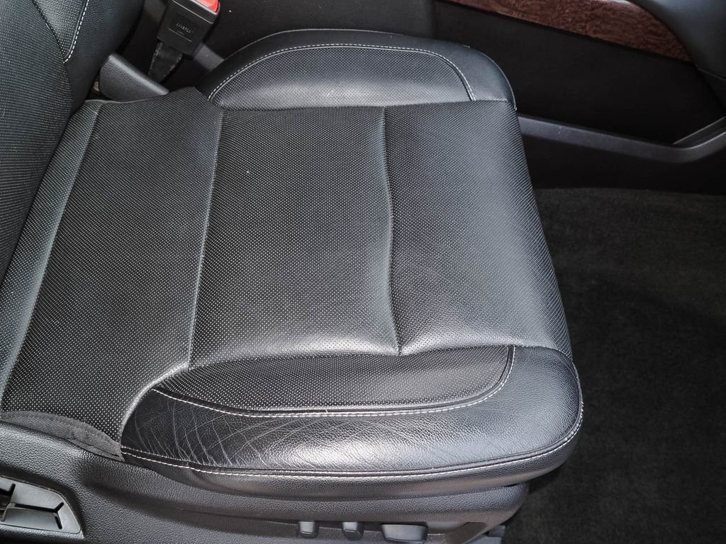 Used 2017 GMC Yukon XL SLT w/ Open Road Package image 20