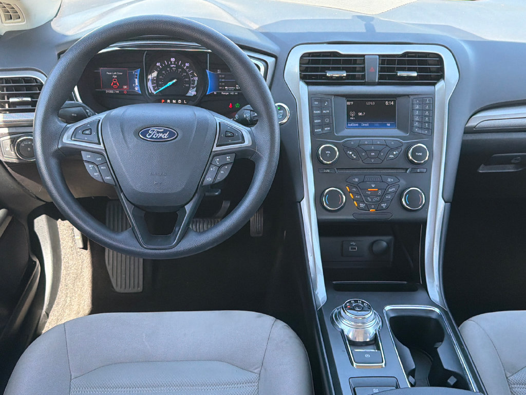 Used 2018 Ford Fusion S FWD image 22