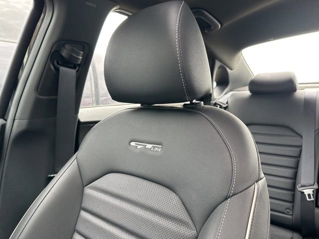 Used 2024 Kia Forte GT-Line w/ GT-Line Premium Package image 7