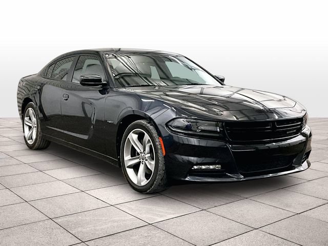Used 2016 Dodge Charger R/T RWD image 2