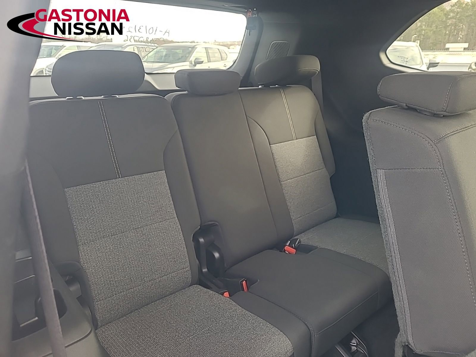 Used 2025 GMC Acadia Elevation image 21