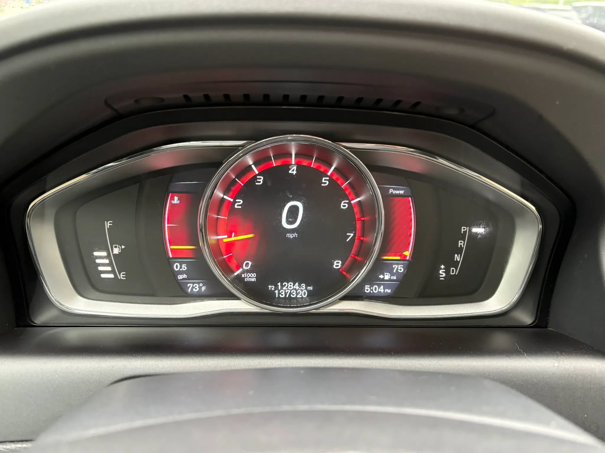 Used 2016 Volvo XC60 T6 w/ Proximity Package AWD/4WD image 40