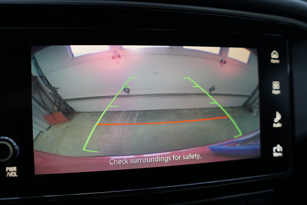 Used 2019 Mitsubishi Outlander SEL AWD/4WD image 30