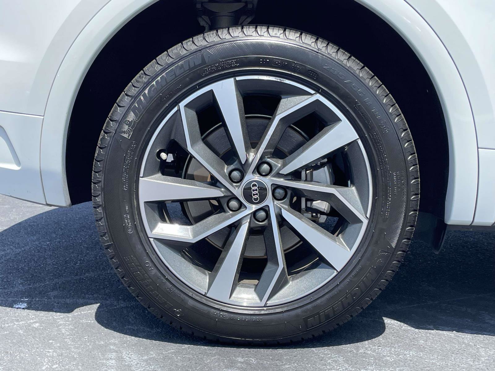 Certified 2023 Audi Q5 2.0T Premium Plus w/ Premium Plus Package image 10