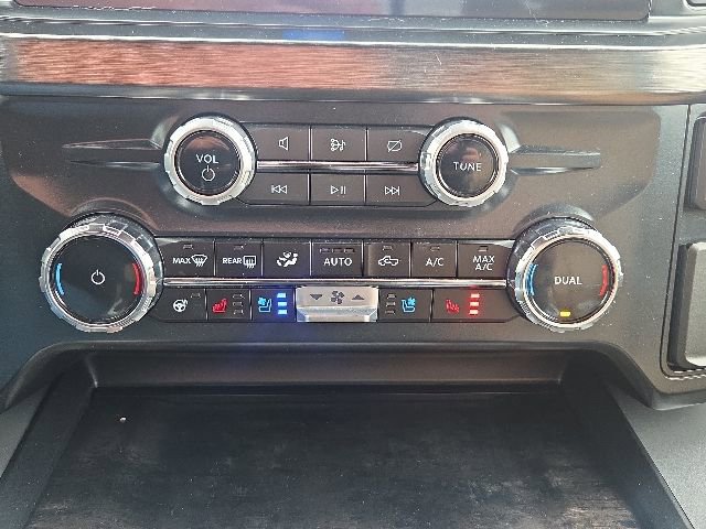Certified 2024 Ford F350 4x4 Crew Cab Super Duty image 33