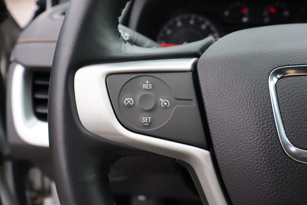 Used 2018 GMC Terrain SLE w/ Driver Convenience Package FWD image 14