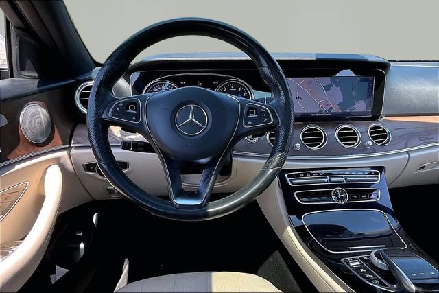 Used 2017 Mercedes-Benz E 300 image 8
