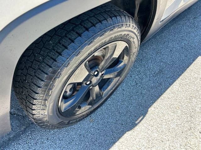 Used 2017 Jeep Cherokee High Altitude AWD/4WD image 21
