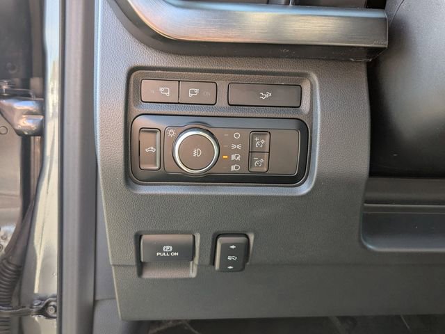 Used 2023 Ford F250 Lariat w/ Lariat Ultimate Package AWD/4WD image 12